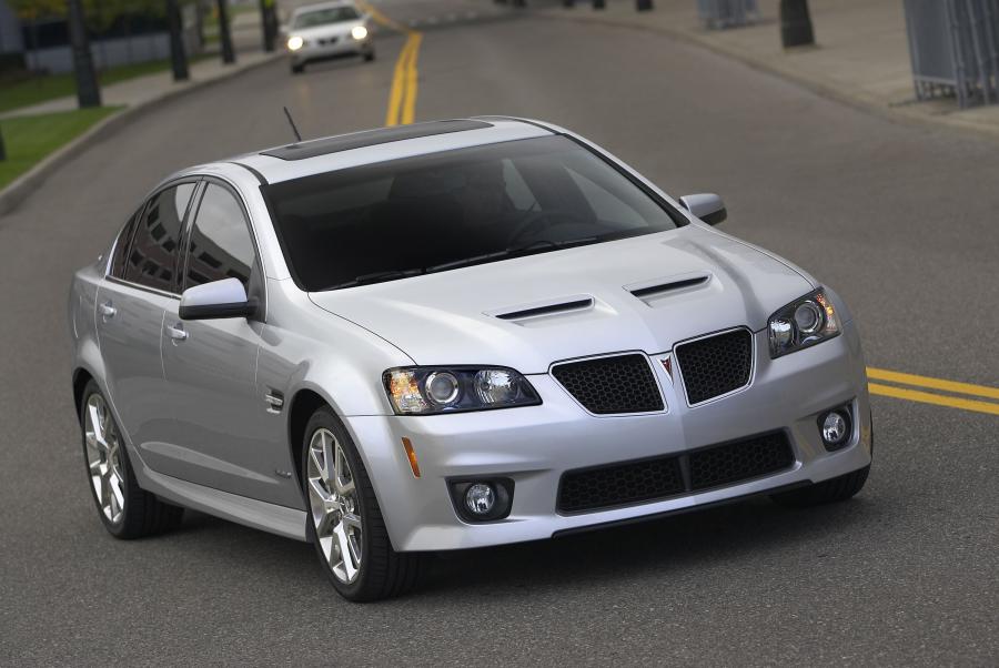  Pontiac G8 GXP 2009 года  (фото 10 из 79)